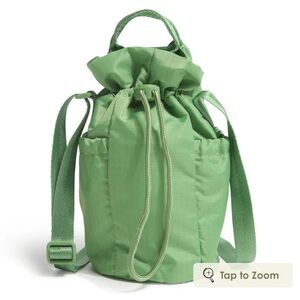 Flourite Green Vera Bradley Outlet Water Bottle Crossbody in Ripstop